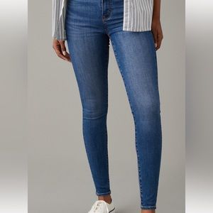 ✨American Eagle Next Level Stretch high waisted Jeggings, size 16💙